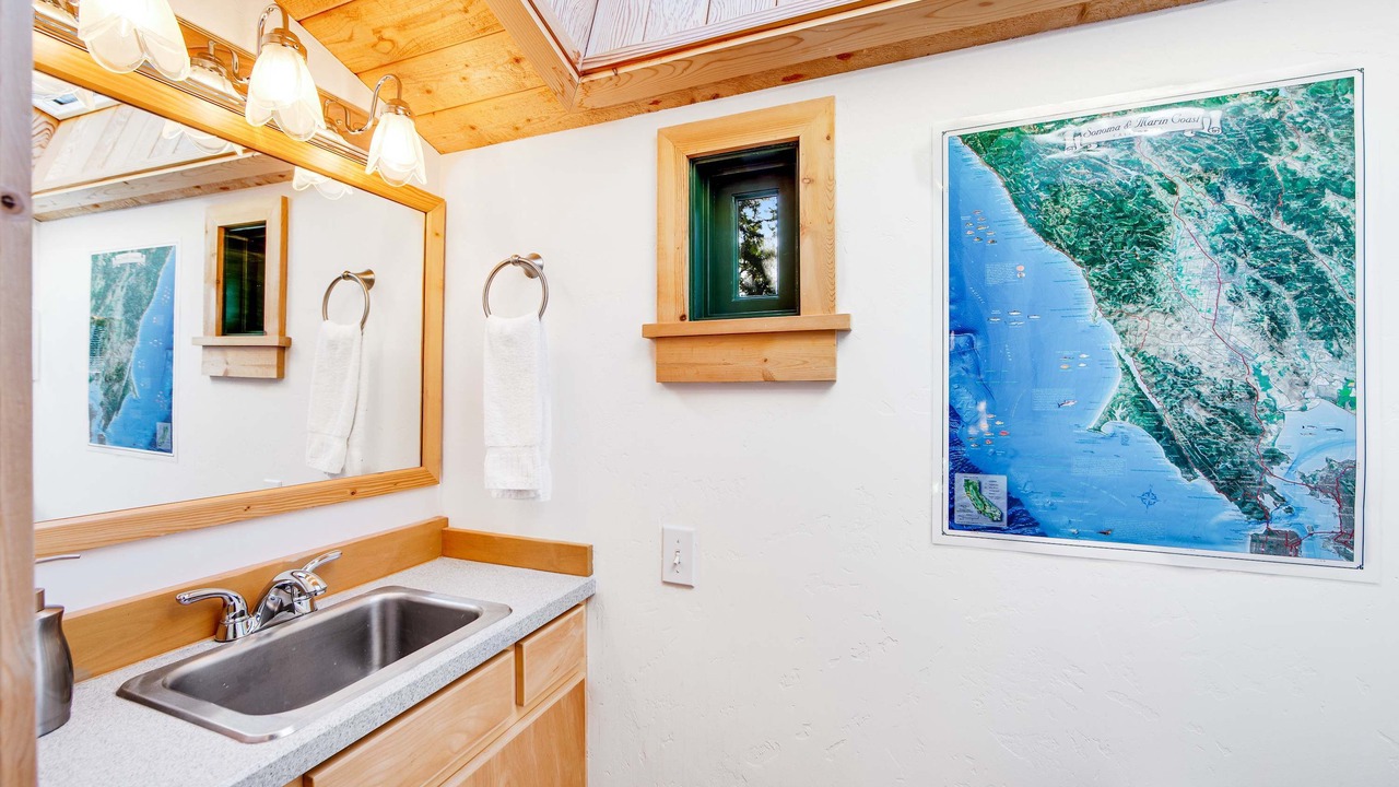 Photo of Bathroom in Gualala