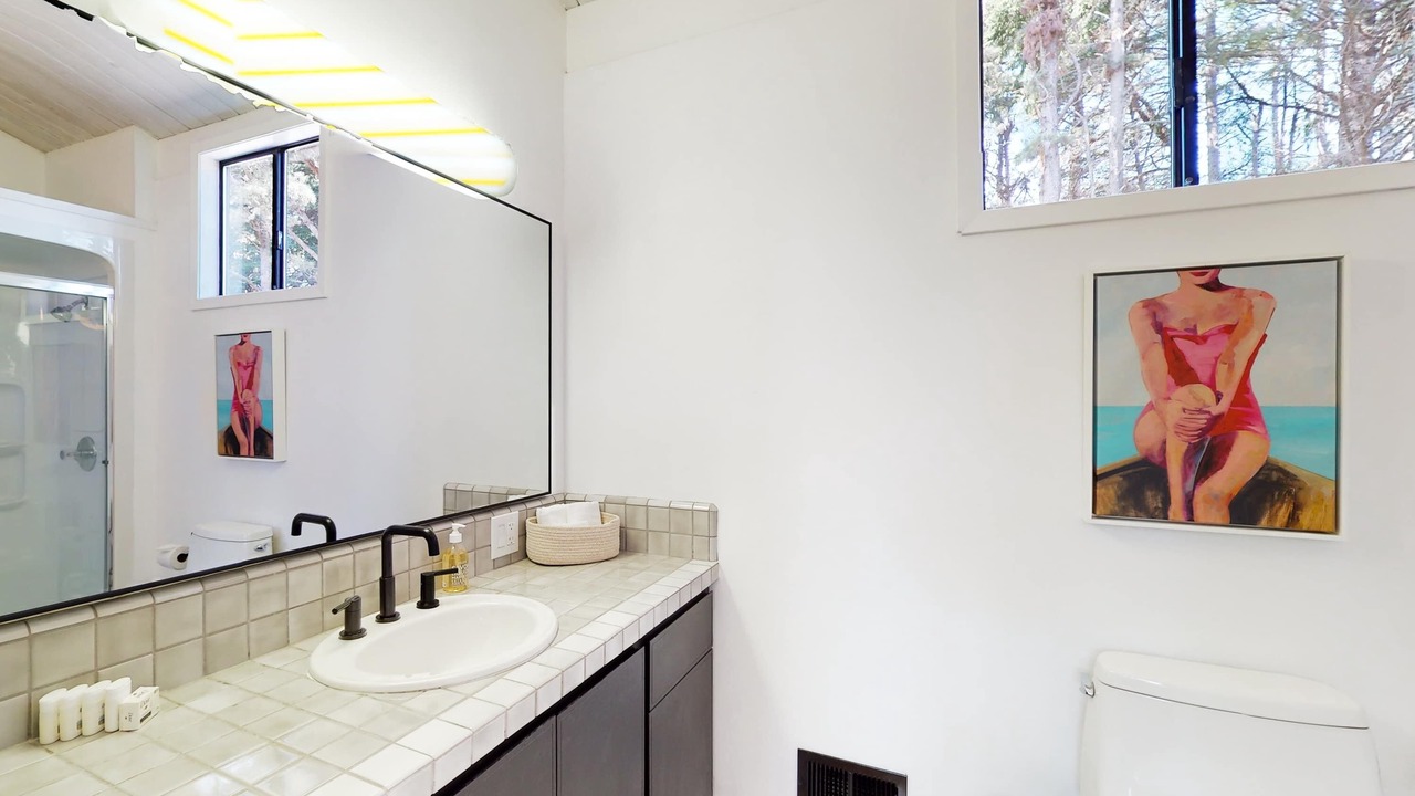 Photo of Bathroom in Sea Ranch
