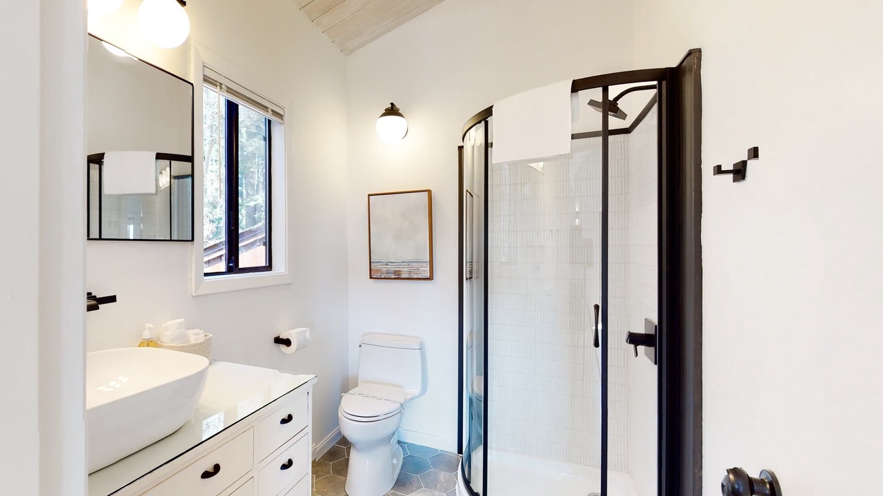 Photo of Bathroom in Sea Ranch
