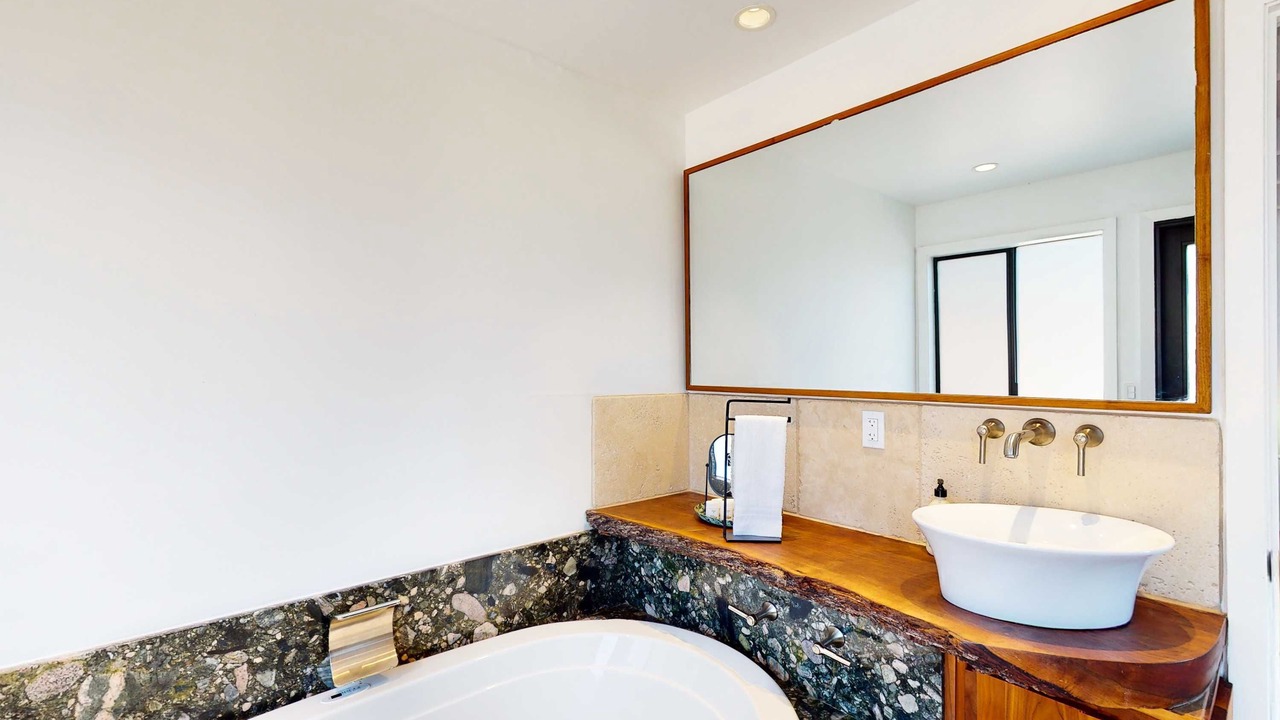 Photo of Bathroom in Sea Ranch