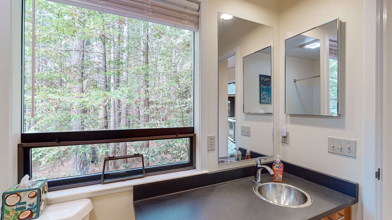 Photo of Bathroom in Sea Ranch