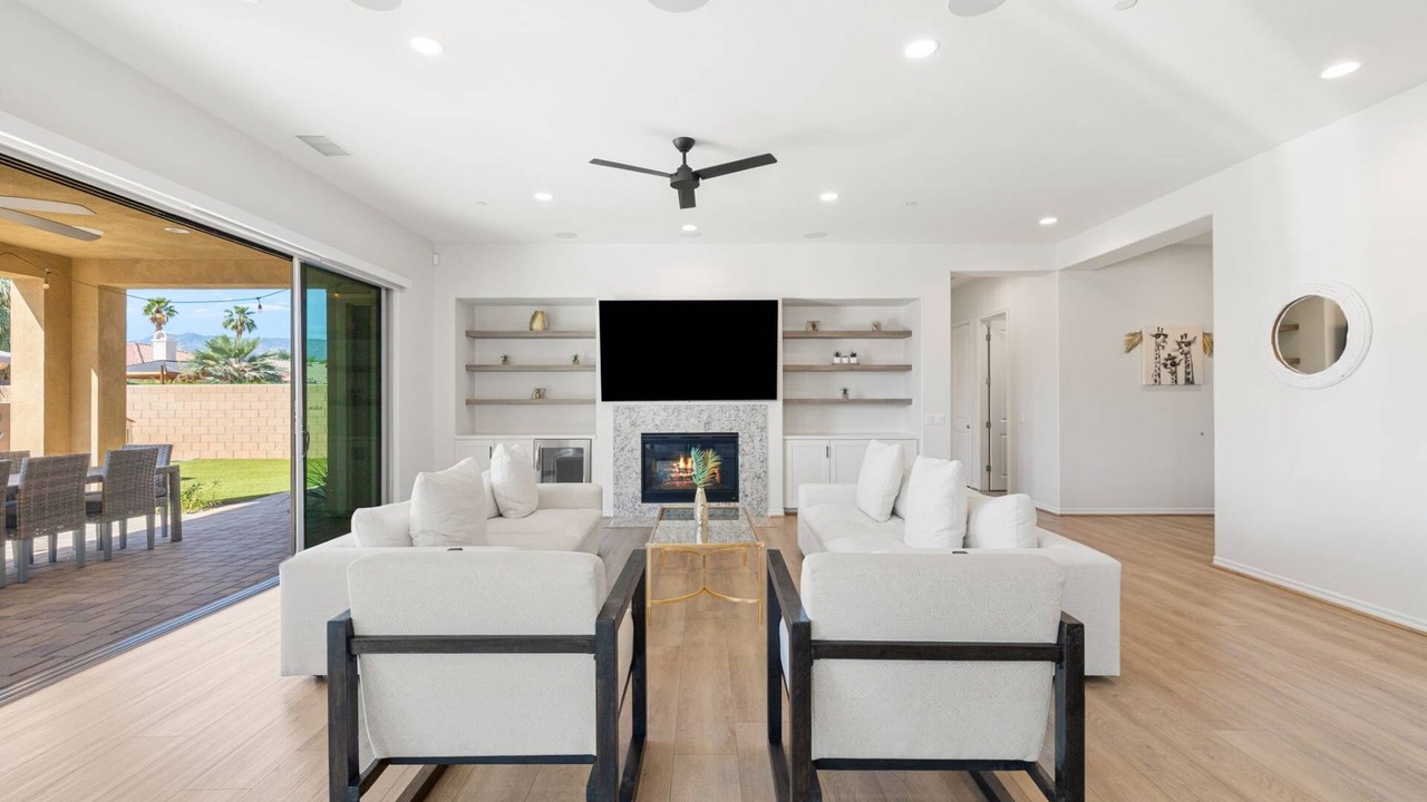 Photo of Livingroom in Palm Desert