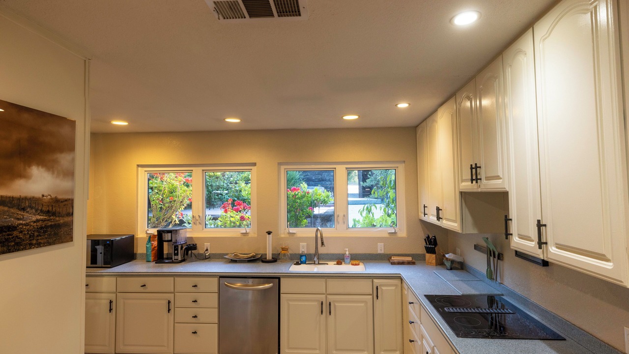 Photo of Kitchen in Lexington Hills