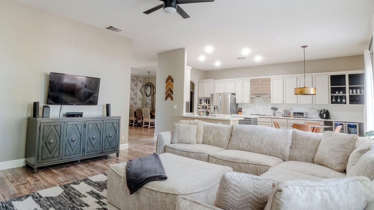 Photo of Livingroom in Roseville