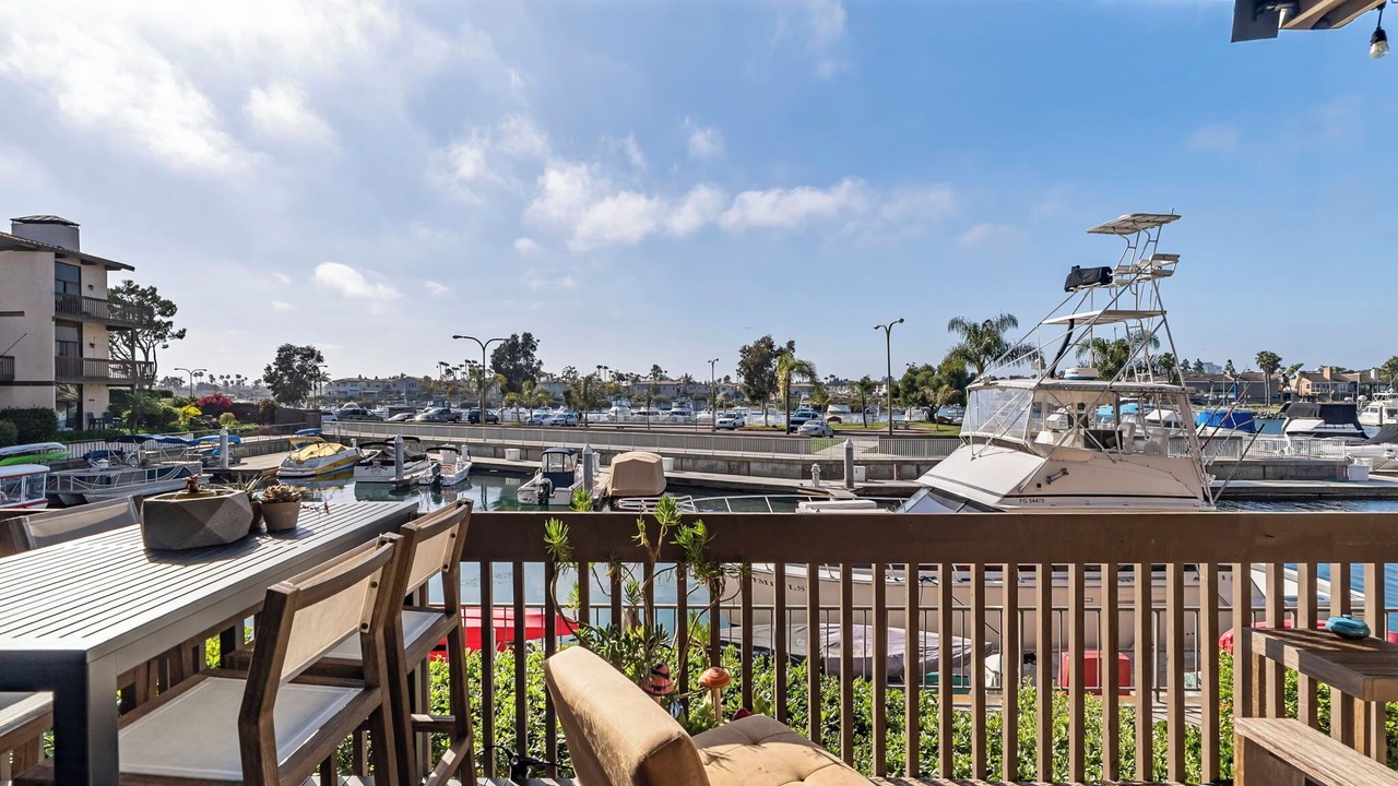 Photo of Outdoor in Harbor