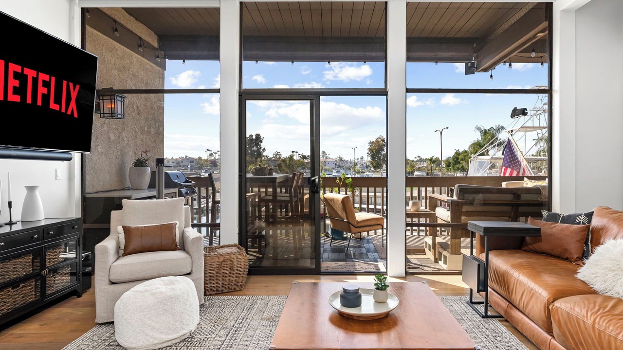 Photo of Livingroom in Harbor