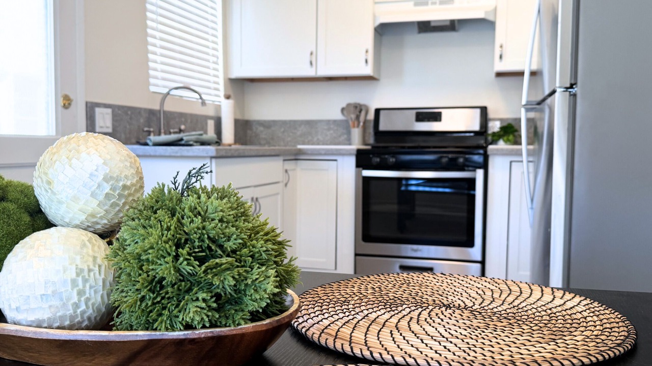 Photo of Kitchen in Mid-Wilshire