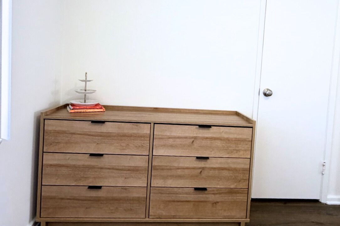 Photo of Bedroom in Mid-Wilshire