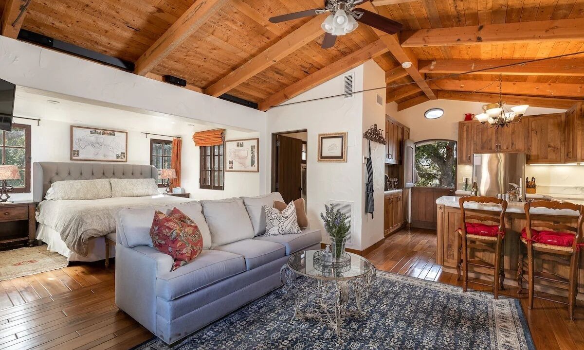 Photo of Livingroom in Santa Barbara County