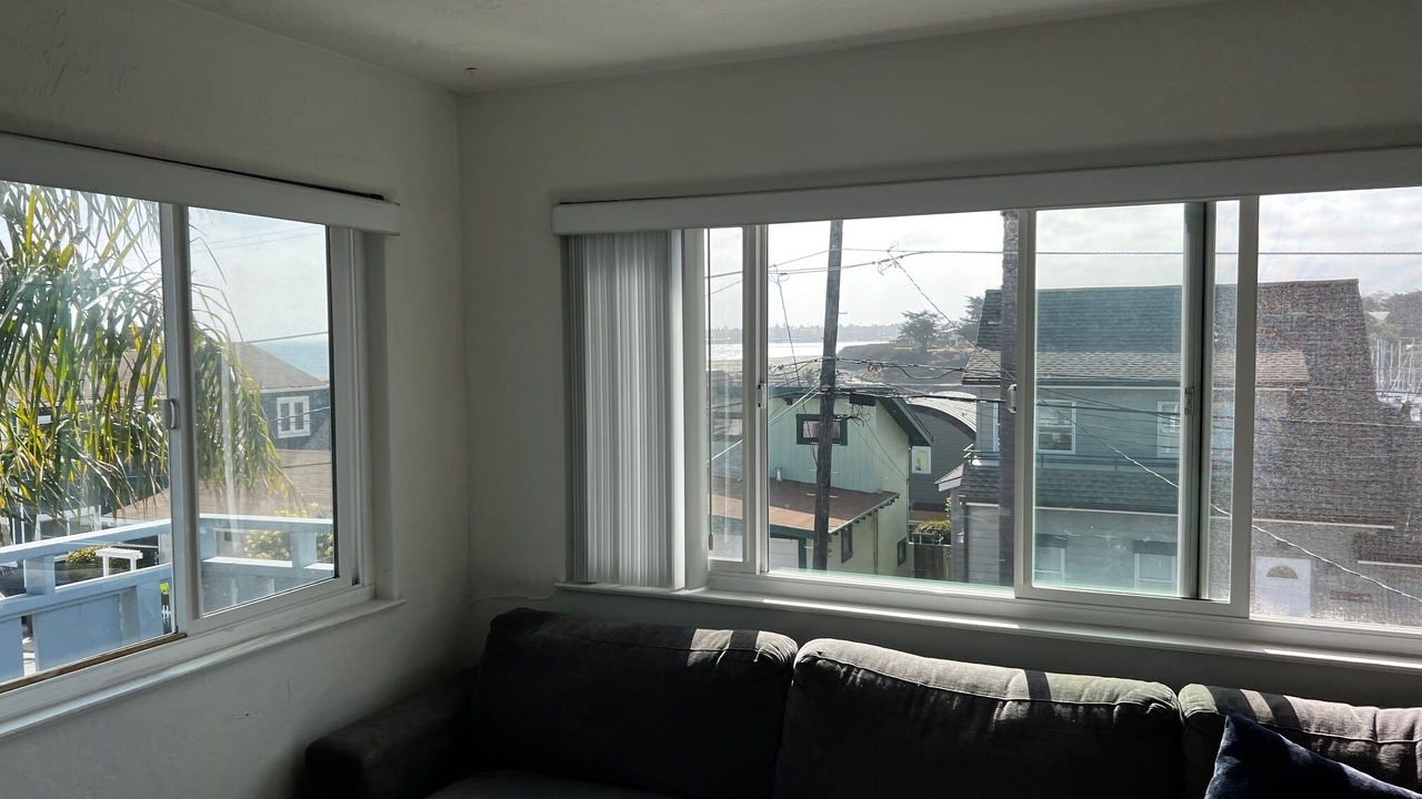 Photo of Livingroom in Seabright