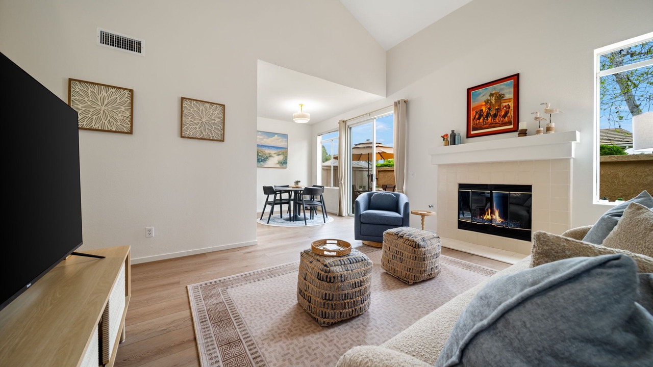 Photo of Livingroom in Carmel Valley