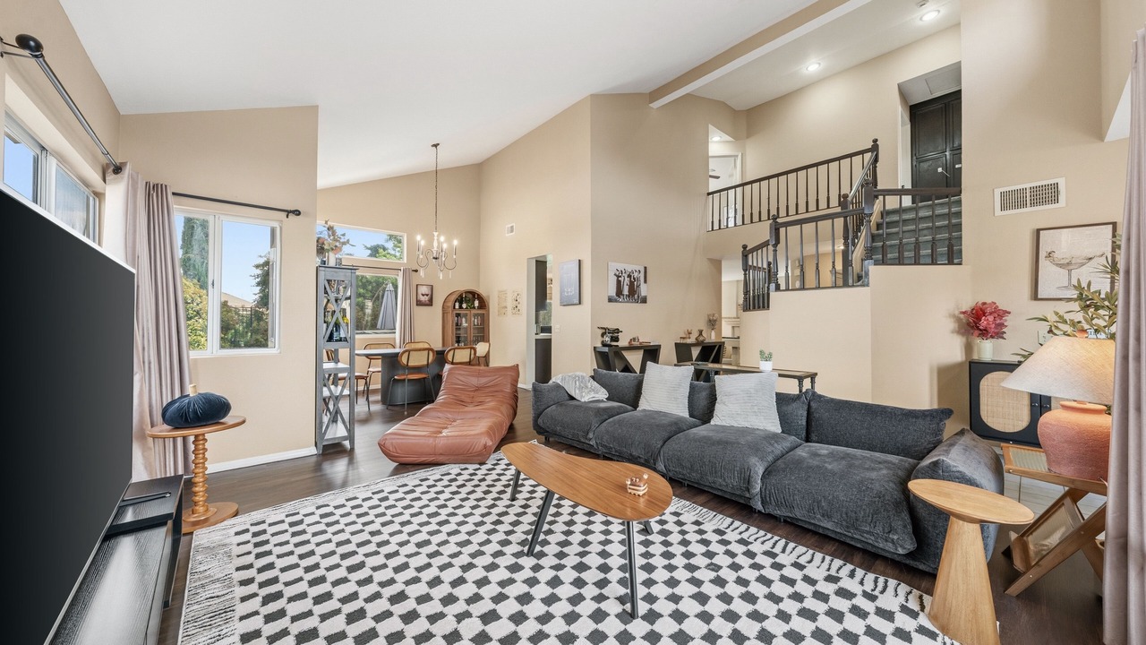Photo of Livingroom in Temecula