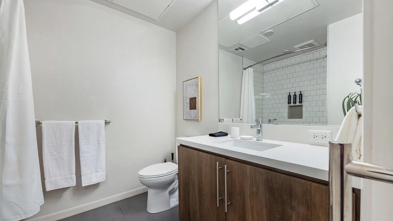 Photo of Bathroom in Pacific Terrace