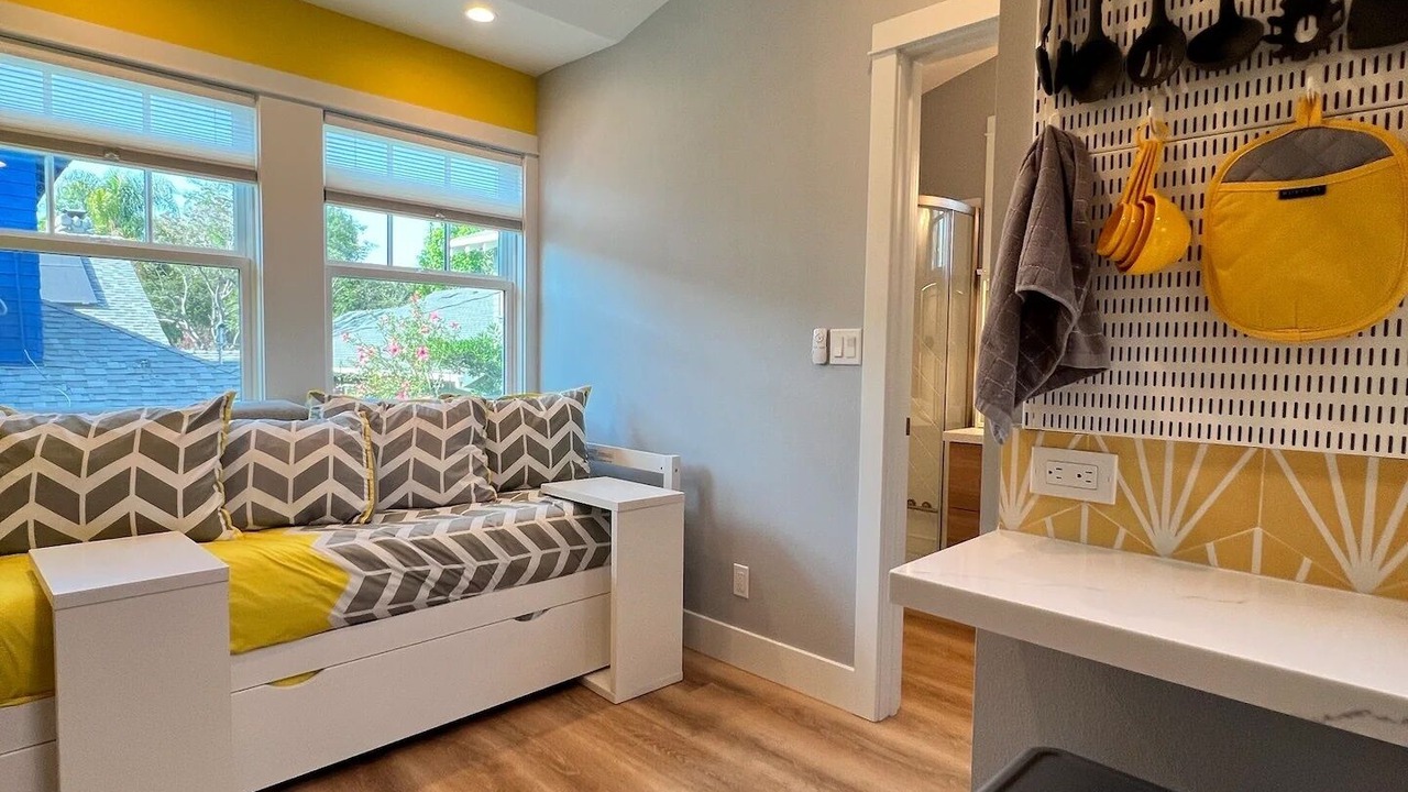 Photo of Livingroom in South Pasadena