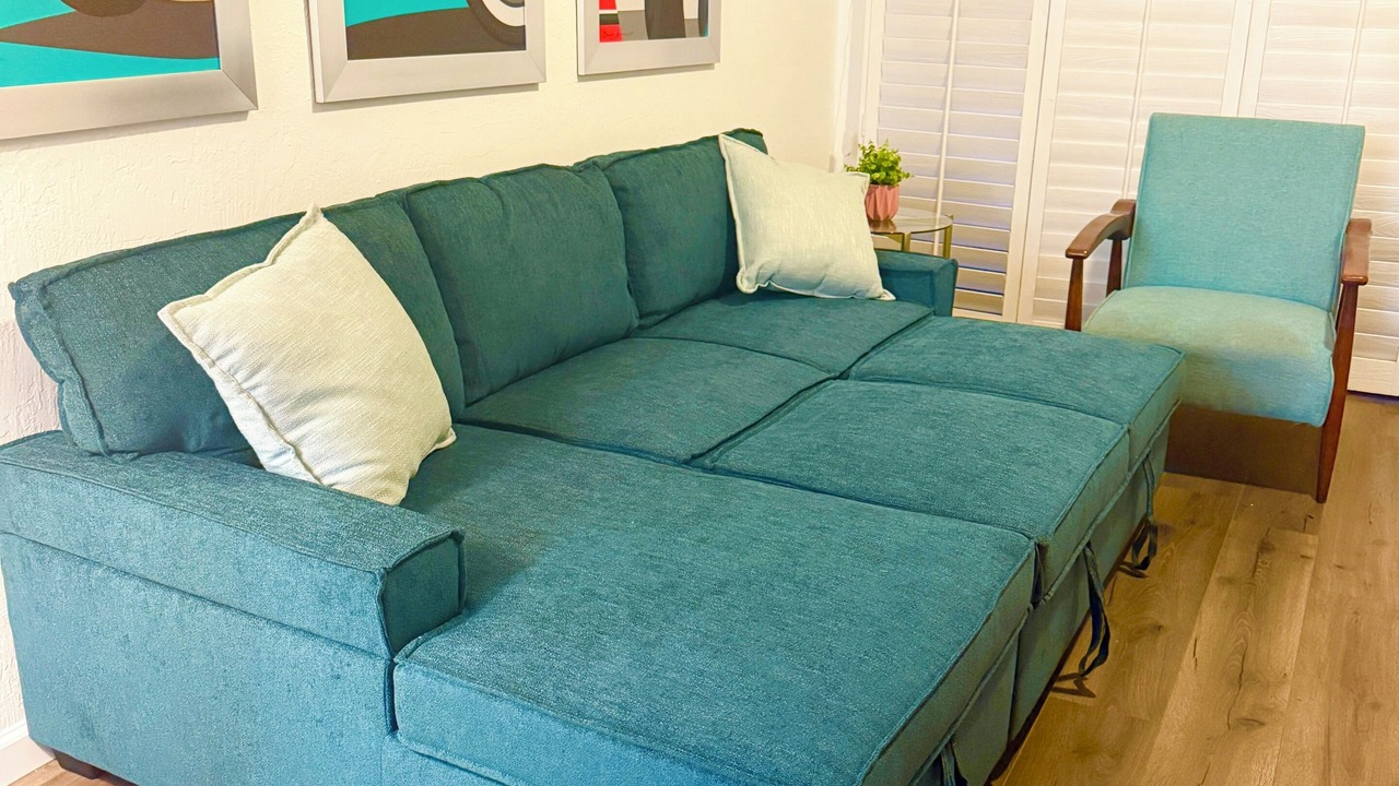 Photo of Livingroom in The Rose Garden