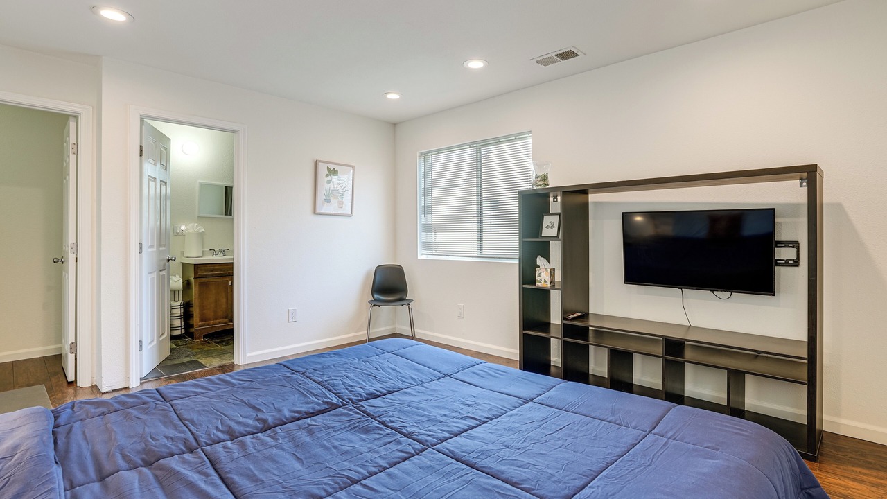 Photo of Bedroom in Clawson