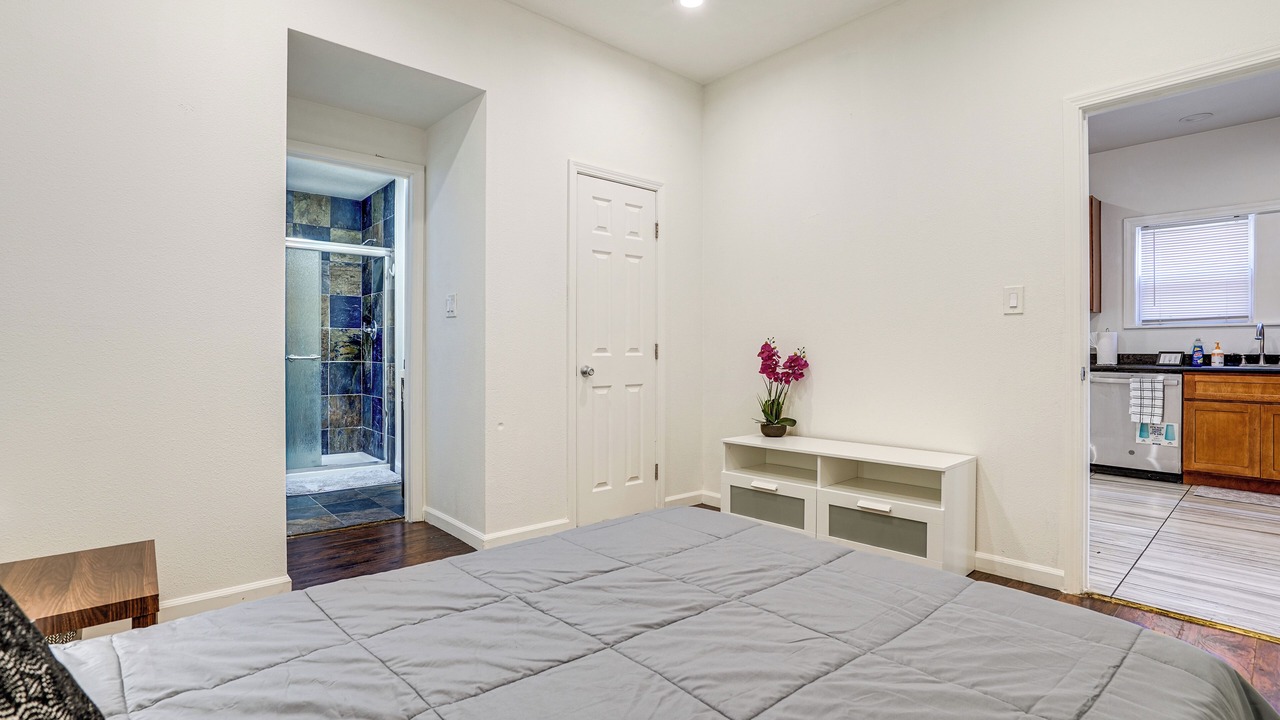 Photo of Bedroom in Clawson
