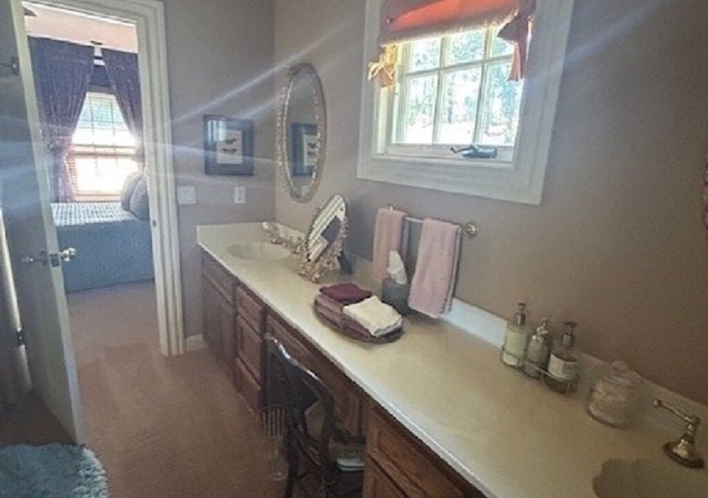Photo of Bathroom in St. Helena