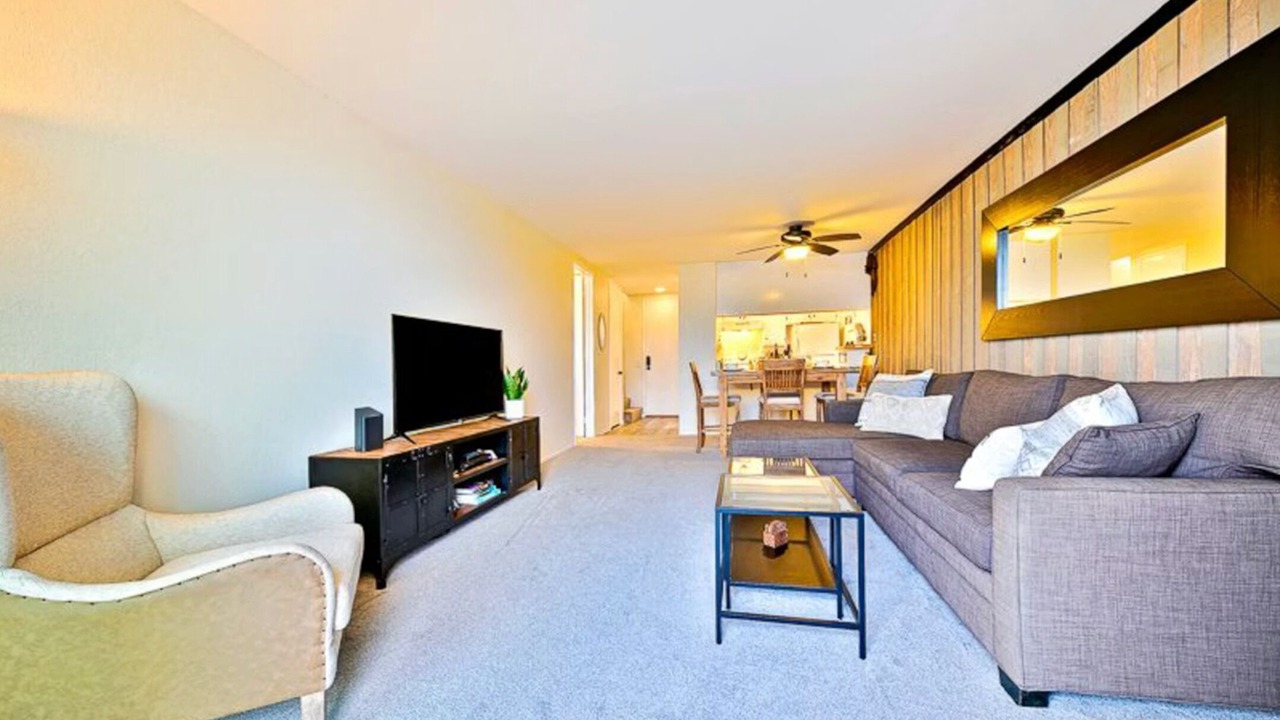 Photo of Livingroom in Townsite