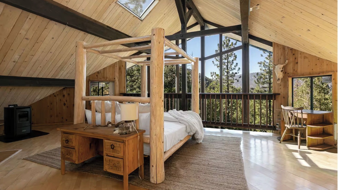 Photo of Bedroom in Pine Mountain Club