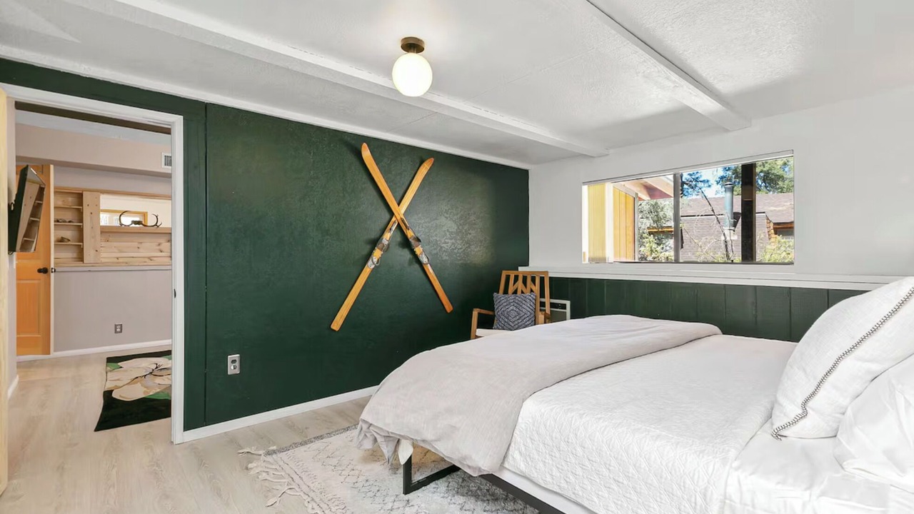 Photo of Bedroom in Pine Mountain Club