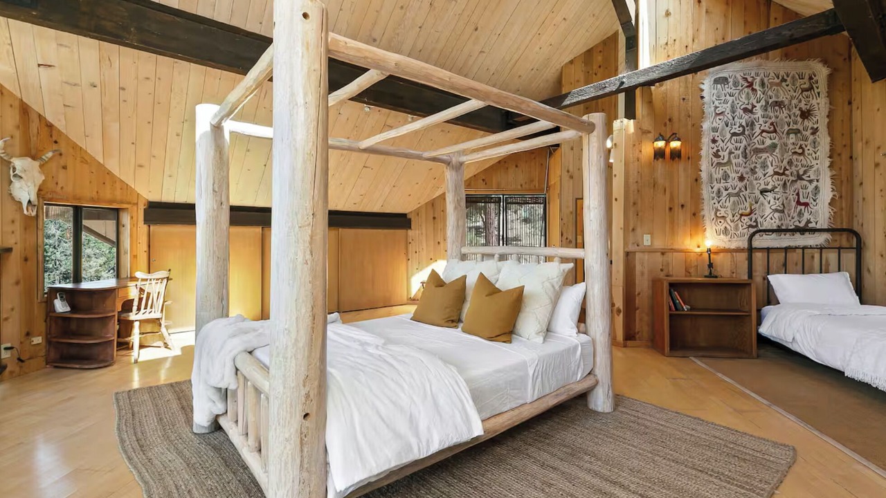 Photo of Bedroom in Pine Mountain Club