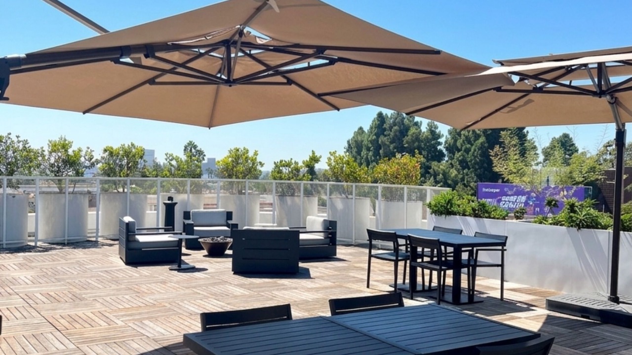Photo of Outdoor in Fairfax District