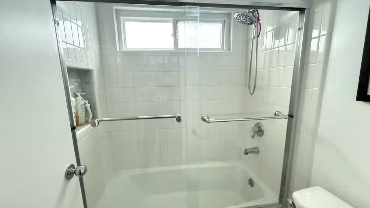 Photo of Bathroom in Marina Peninsula