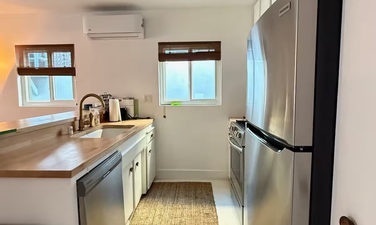 Photo of Kitchen in Marina Peninsula