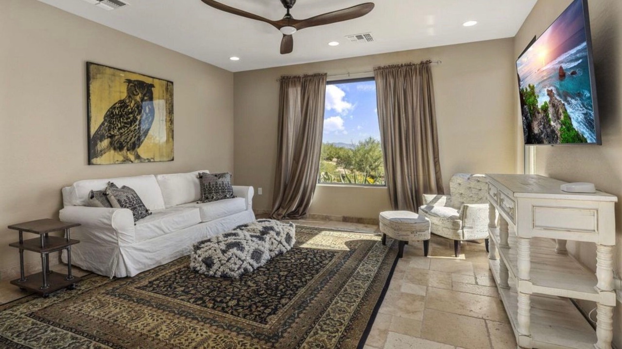 Photo of Livingroom in Sunrise Desert Vistas