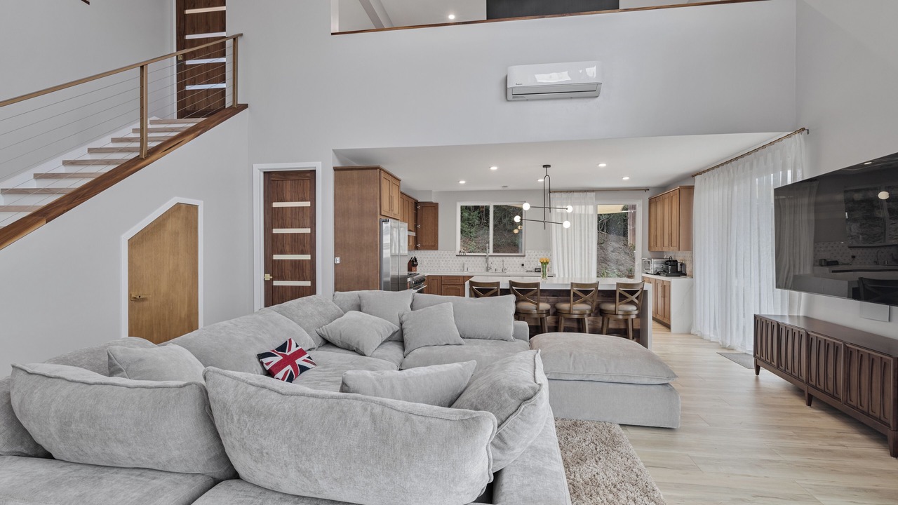 Photo of Livingroom in Vista