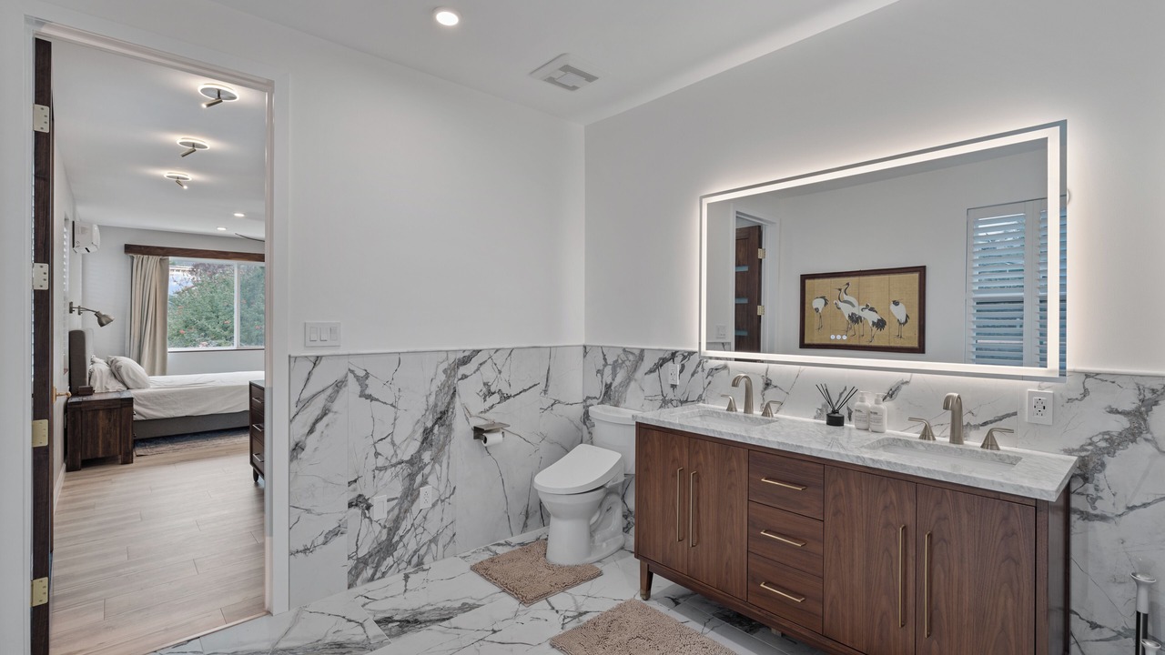 Photo of Bathroom in Vista