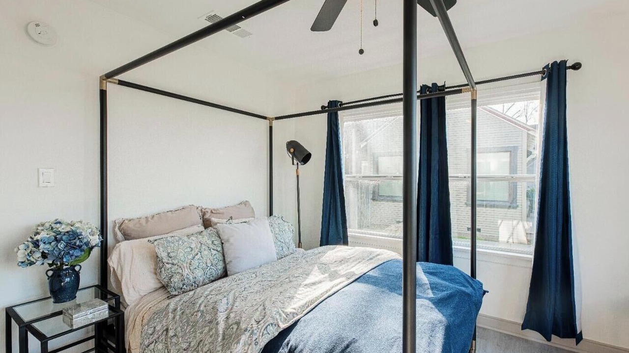 Photo of Bedroom in Riviera - Westchester