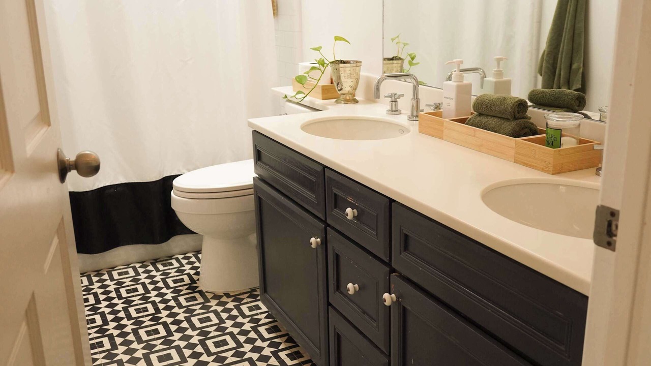 Photo of Bathroom in Venice Canals