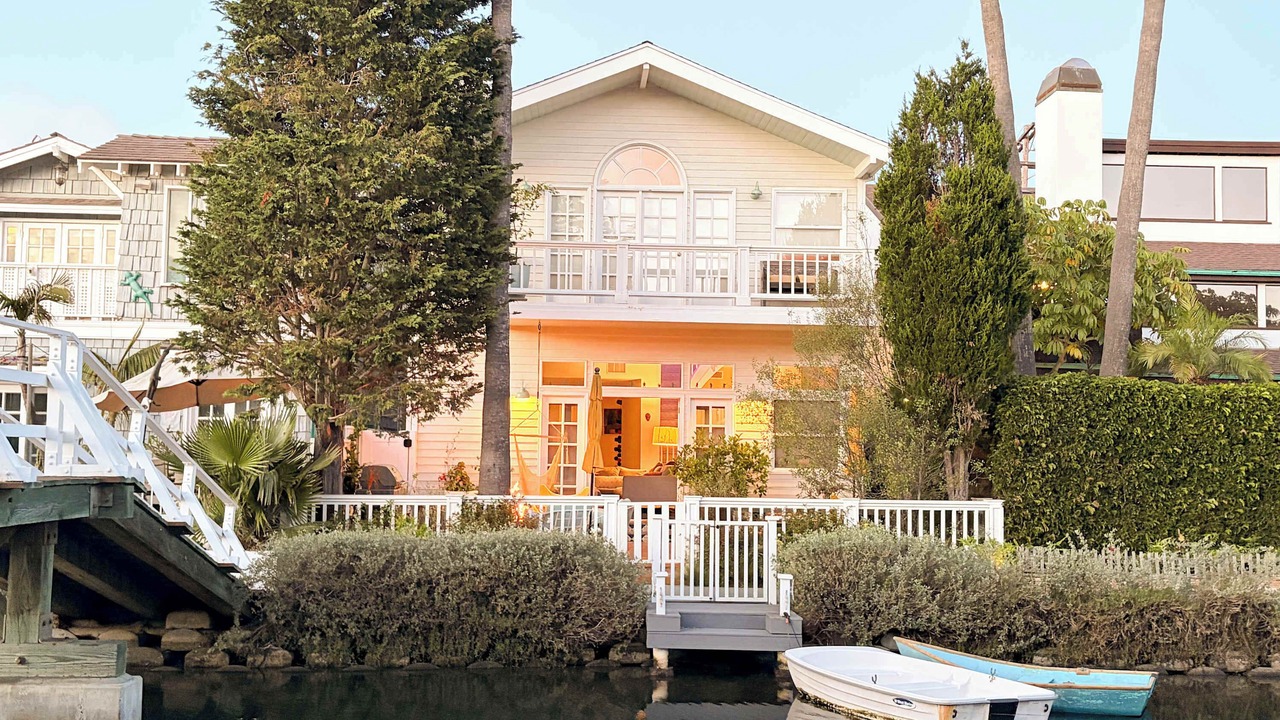 Photo of Outdoor in Venice Canals