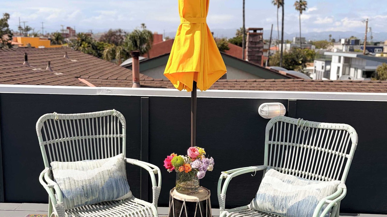 Photo of Outdoor in Venice Canals