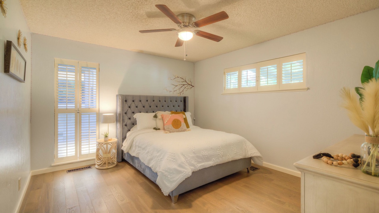 Photo of Bedroom in Oroville East