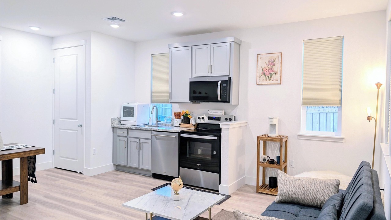 Photo of Livingroom in Tracy