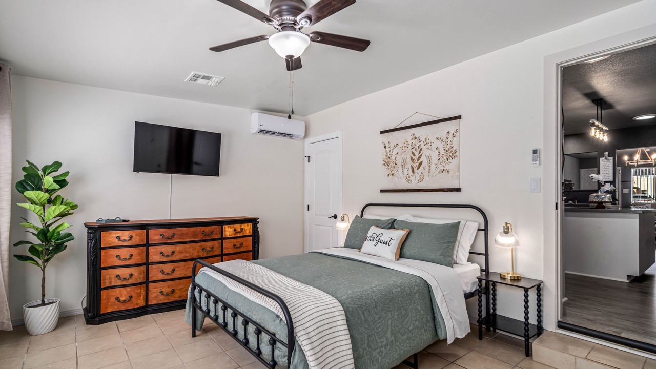 Photo of Bedroom in Quartz Hill