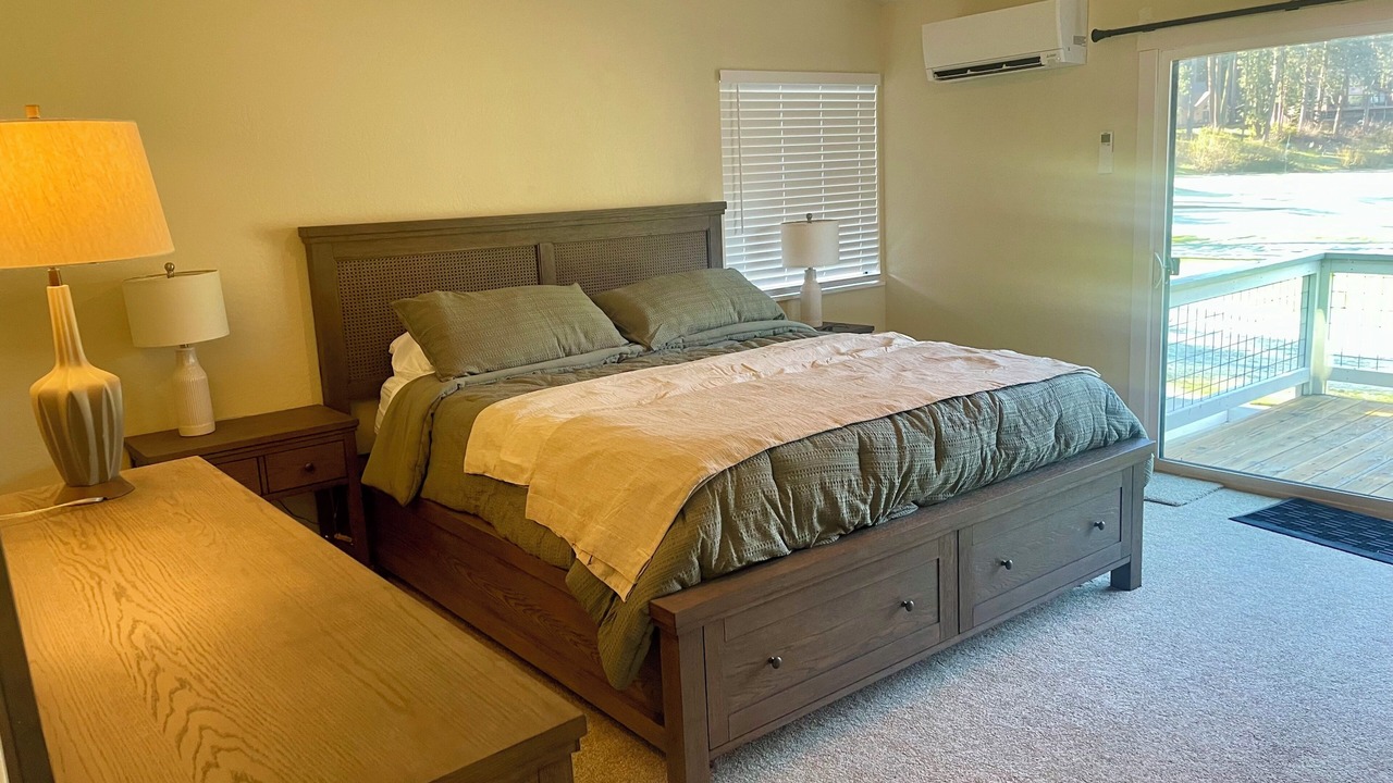 Photo of Bedroom in Plumas Eureka Estates