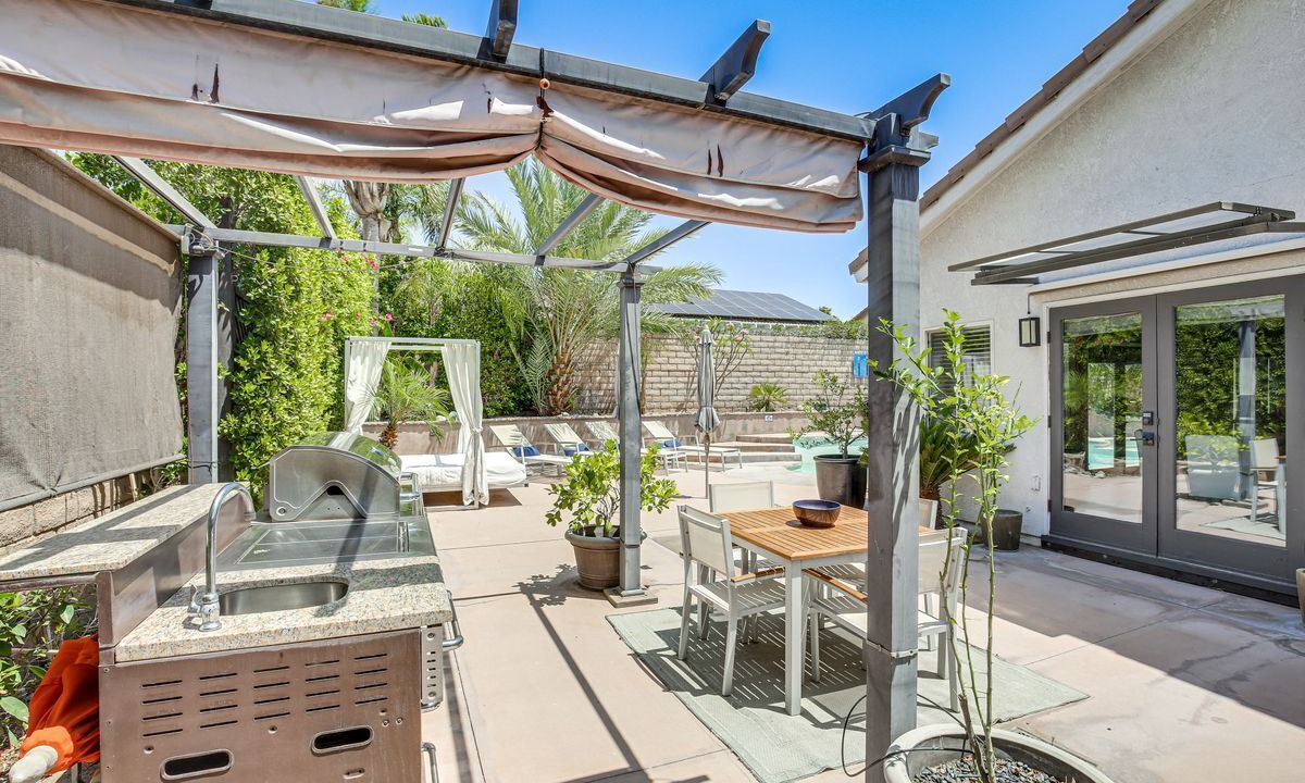 Photo of Outdoor in Desert Park Estates