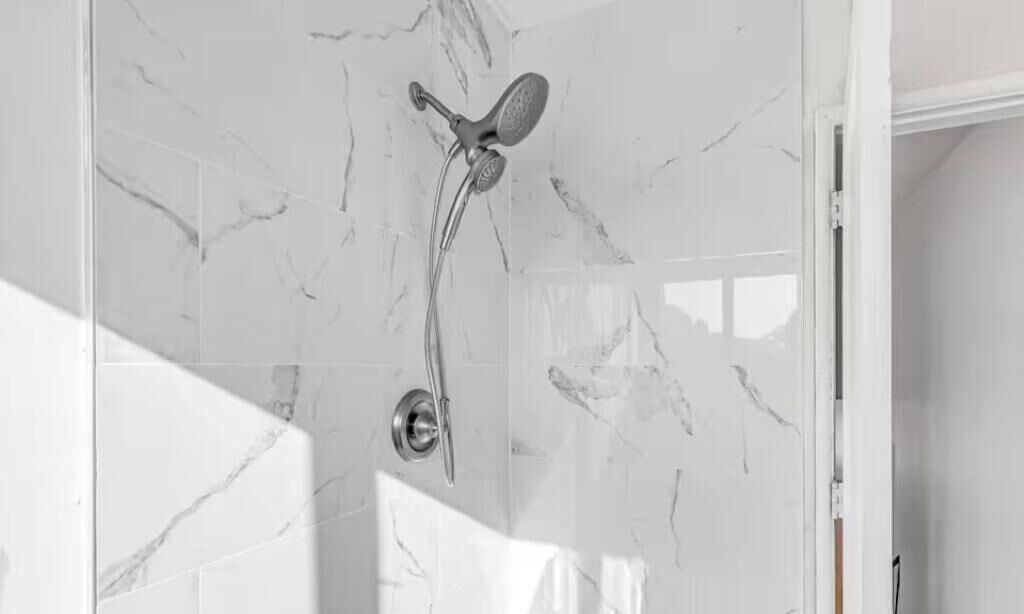 Photo of Bathroom in Los Feliz
