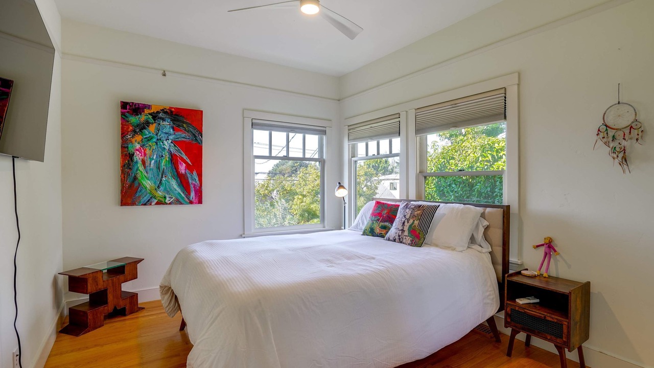 Photo of Bedroom in Berkeley Hills