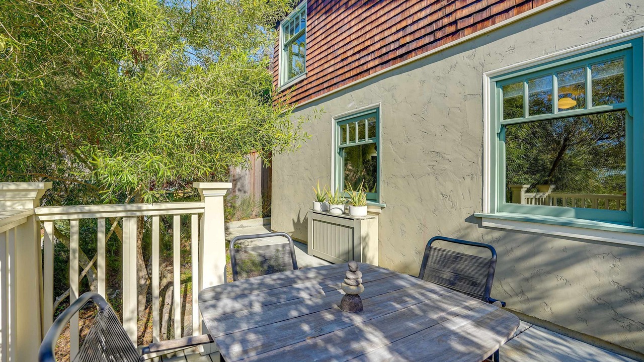 Photo of Outdoor in Berkeley Hills