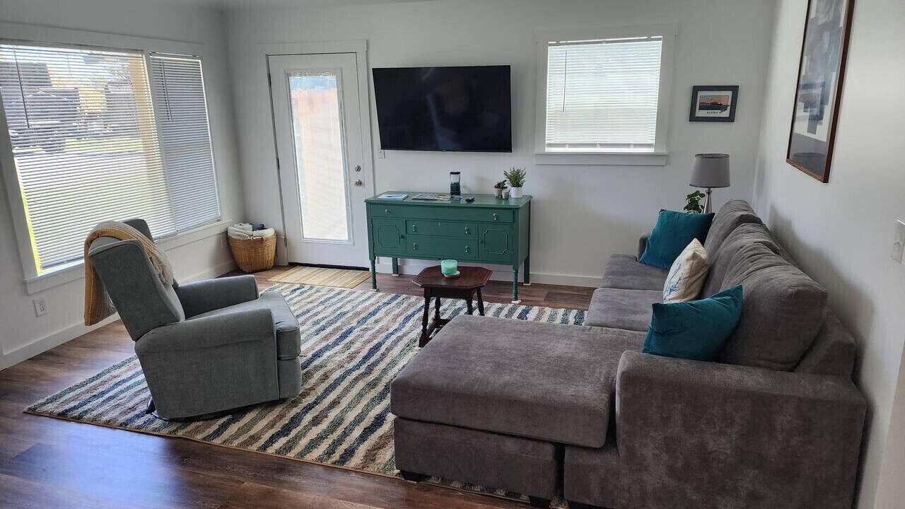 Photo of Livingroom in Point Arena