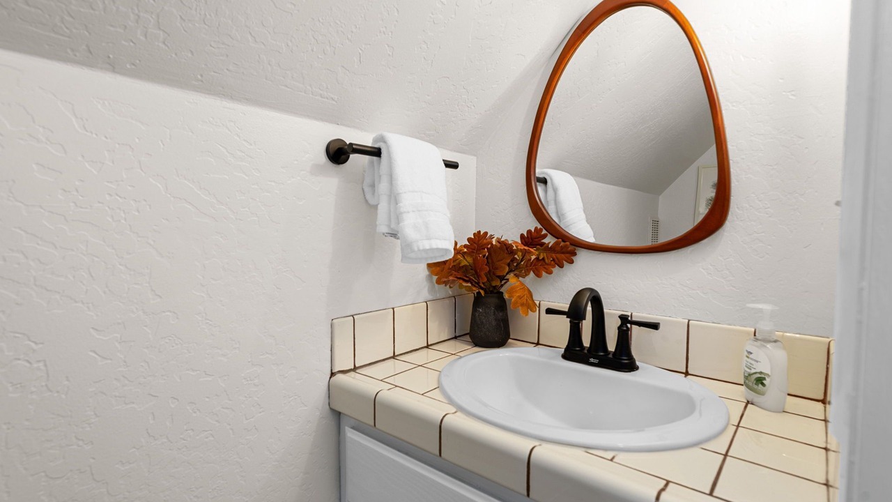Photo of Bathroom in Summit Estates