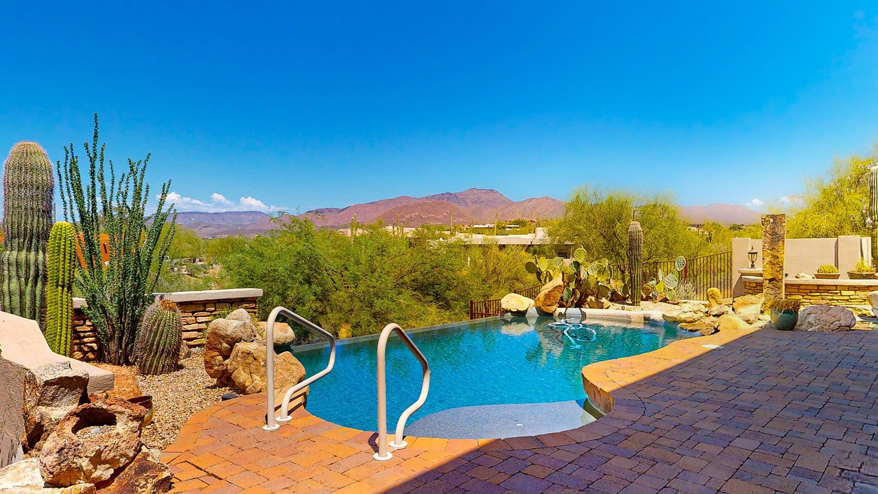 Photo of Outdoor in Black Mountain Shadows