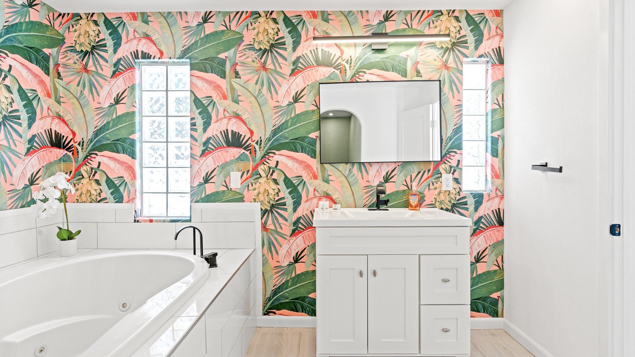 Photo of Bathroom in Desert Park Estates