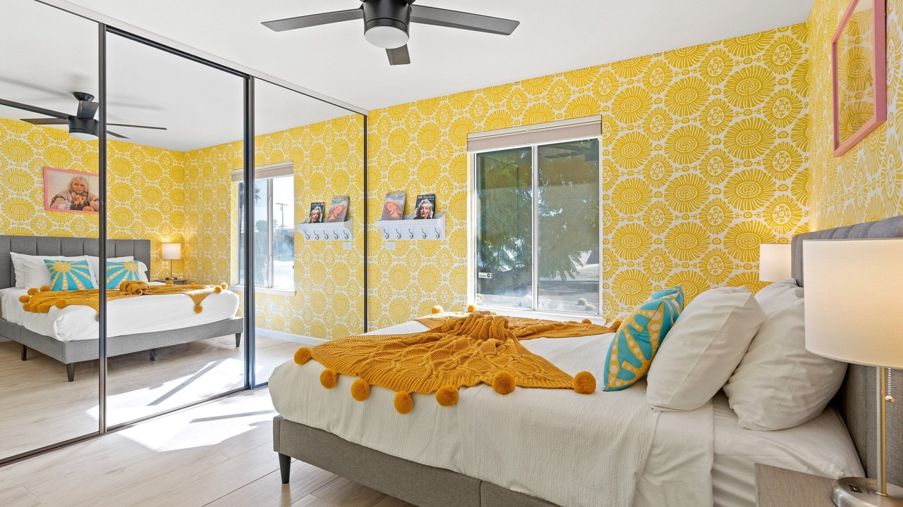 Photo of Bedroom in Desert Park Estates