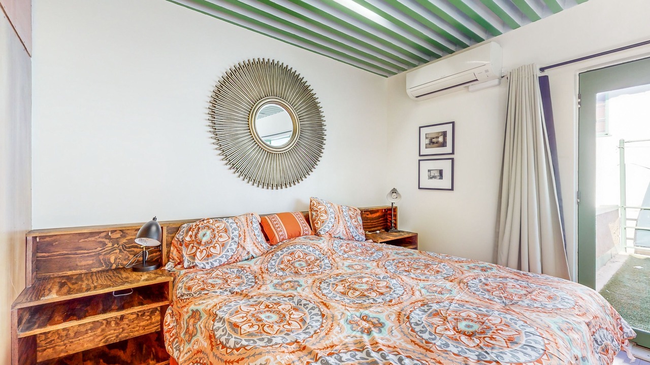 Photo of Bedroom in Uptown Design District